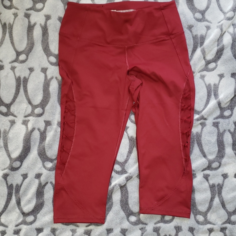 Victoria's Secret knockout cropped pant